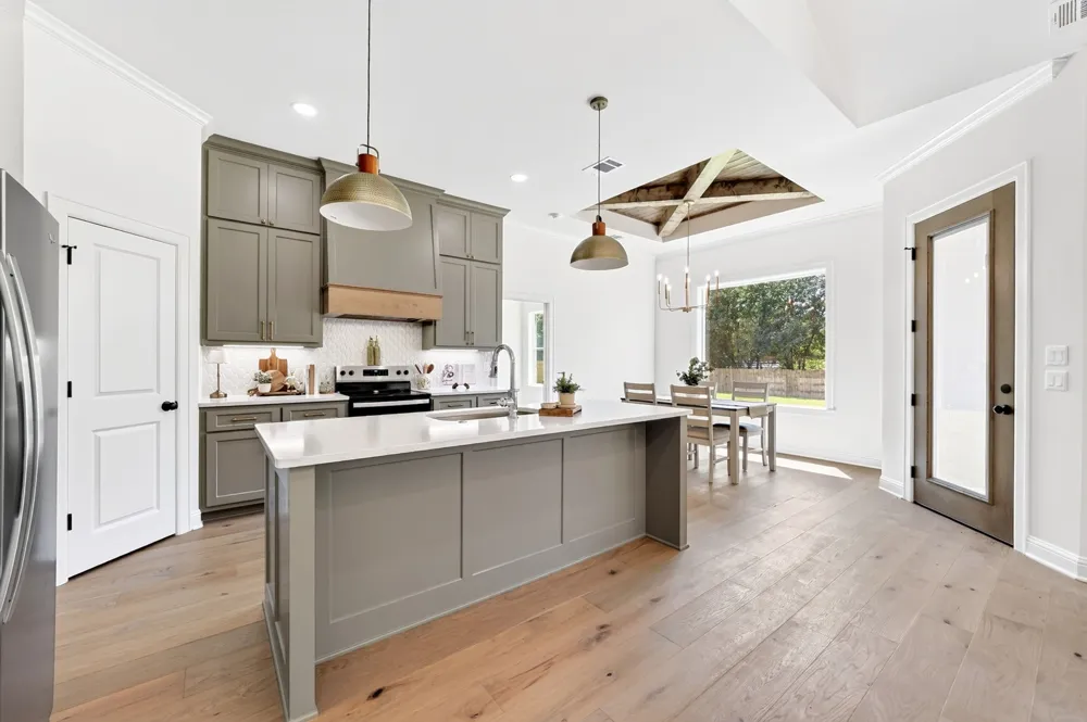 302 Grace Lane Athens, TX 75751