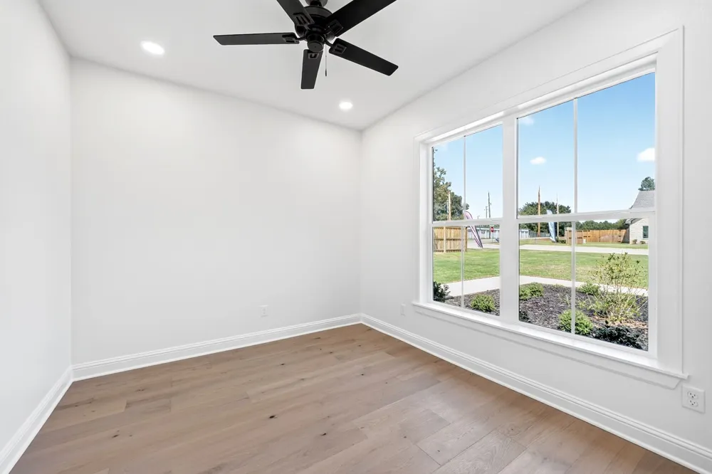 302 Grace Lane Athens, TX 75751