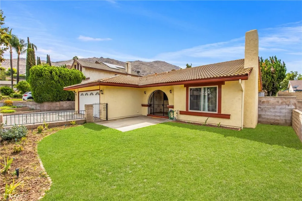 22853 La Paix Street Grand Terrace, CA 92313