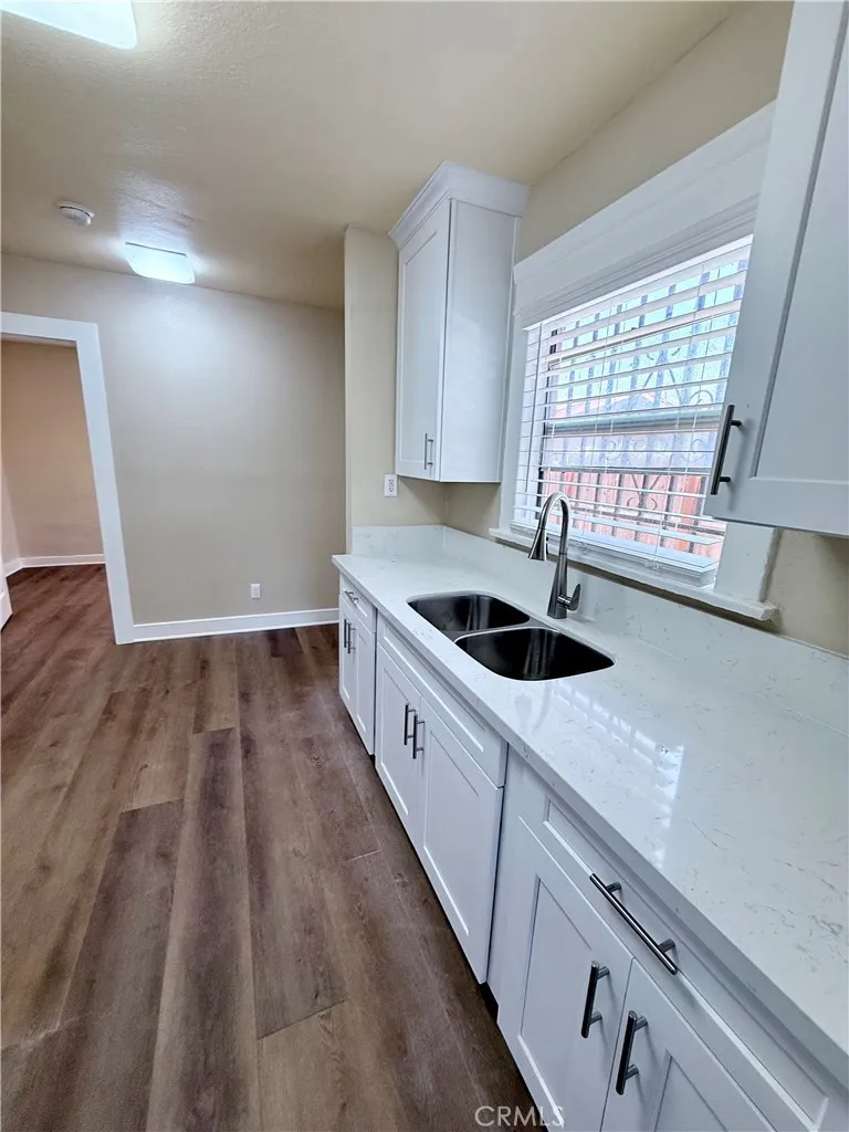 243 E 82nd Los Angeles, CA 90003