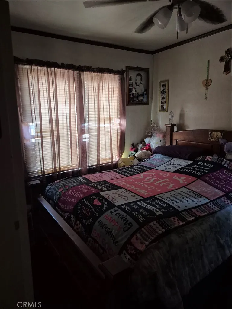 243 E 82nd Los Angeles, CA 90003