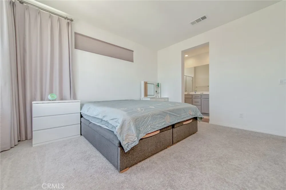 136 Rondo Irvine, CA 92618