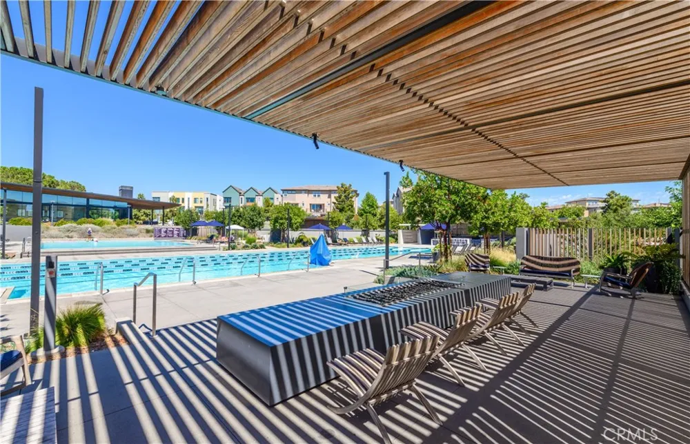 136 Rondo Irvine, CA 92618