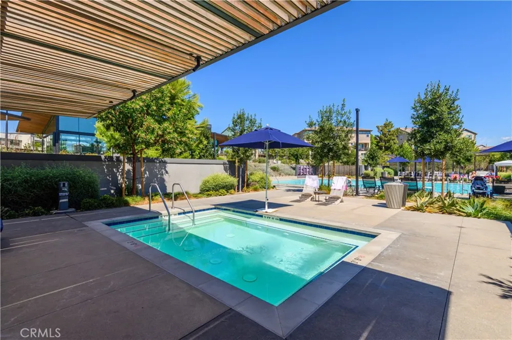 136 Rondo Irvine, CA 92618