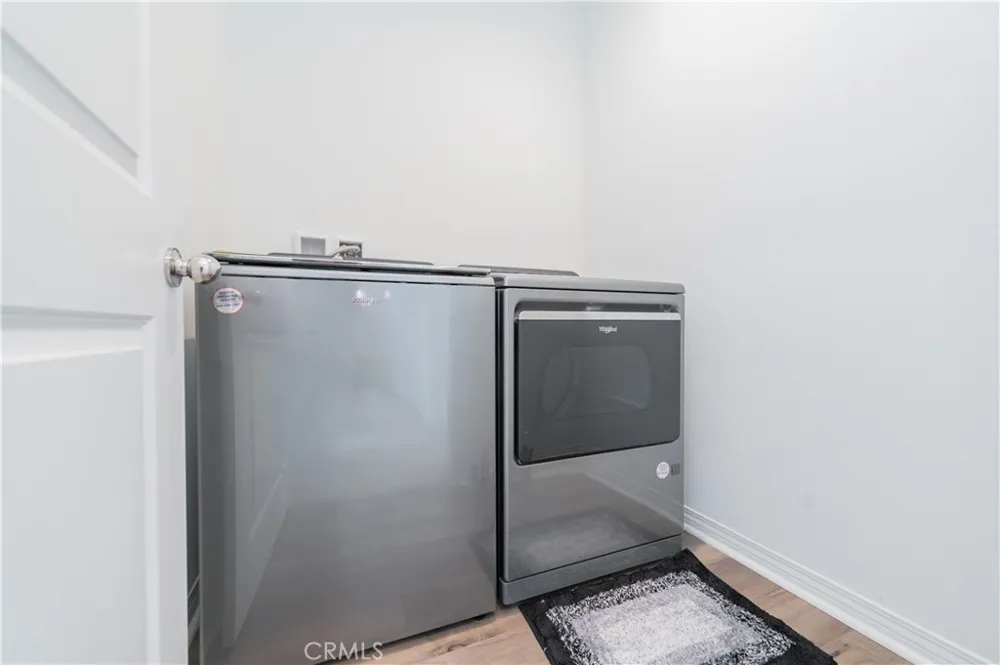 136 Rondo Irvine, CA 92618