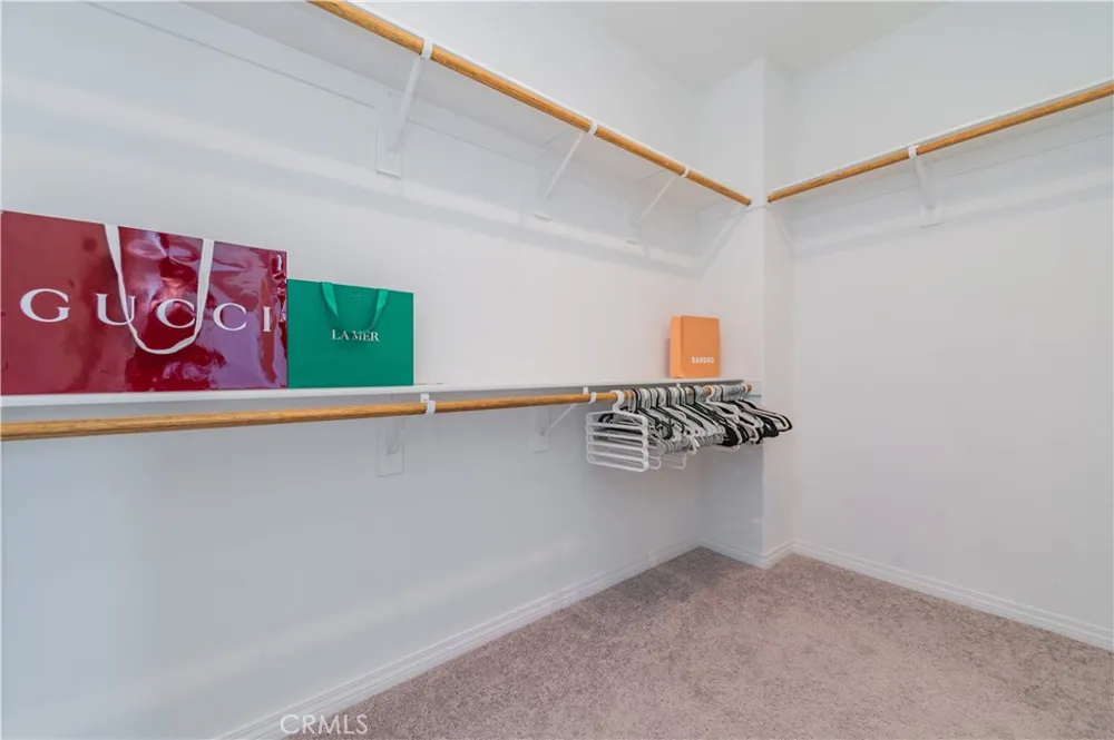 136 Rondo Irvine, CA 92618