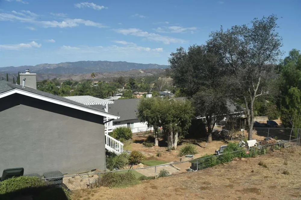 604 Porter Street Fallbrook, CA 92028