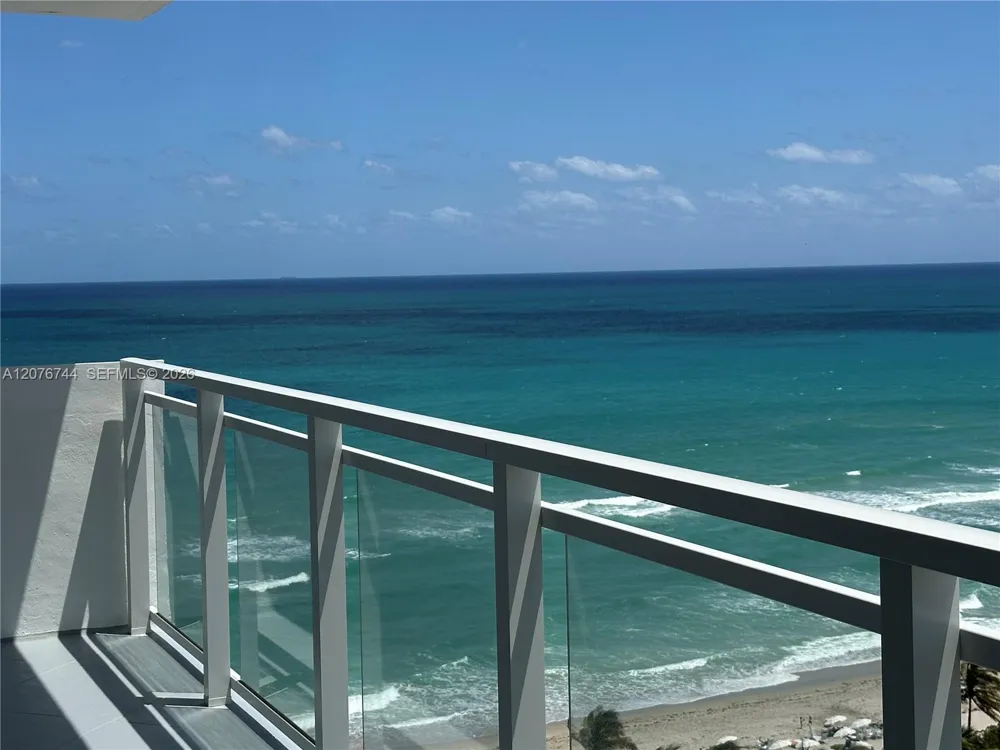 2030 S Ocean Dr #1611 Hallandale Beach, FL 33009