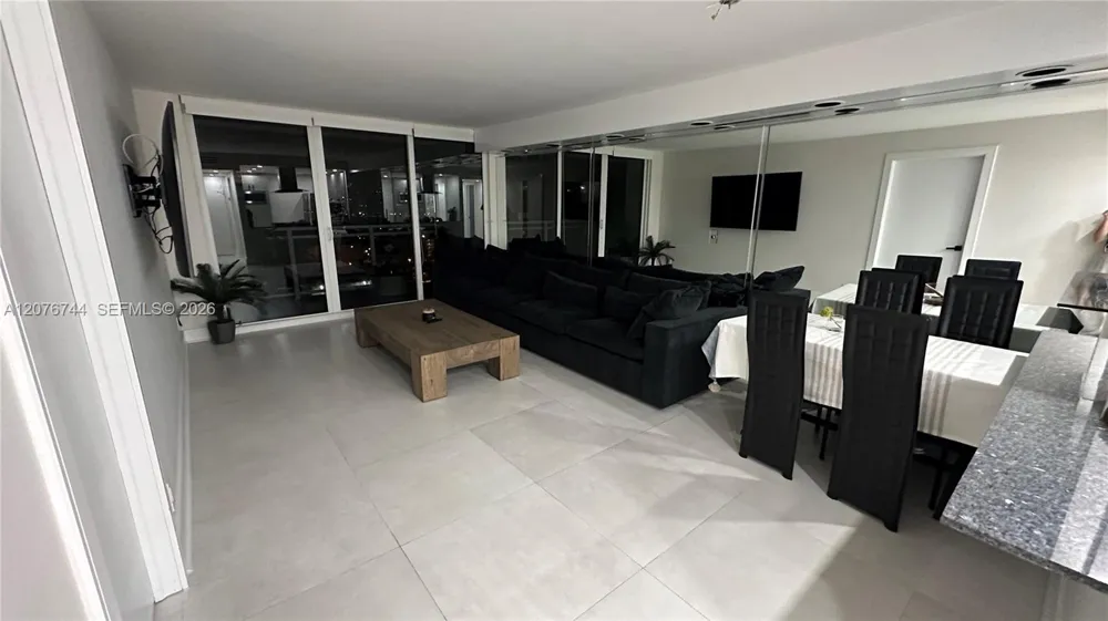 2030 S Ocean Dr #1611 Hallandale Beach, FL 33009