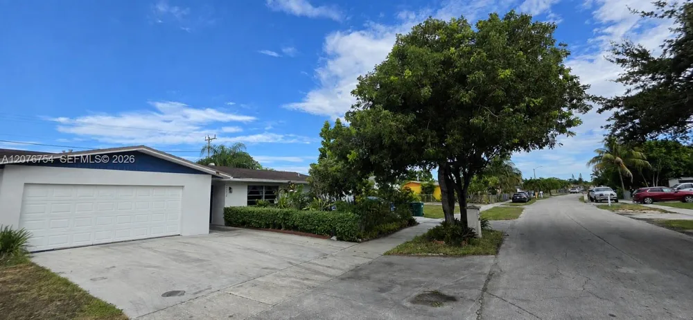 20602 SW 117th Ct Miami, FL 33177