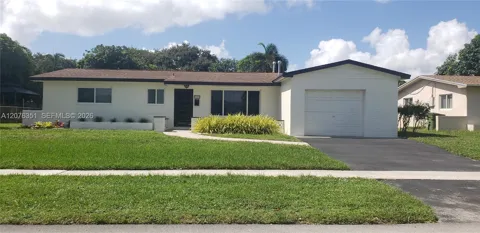 8320 NW 24th Ct