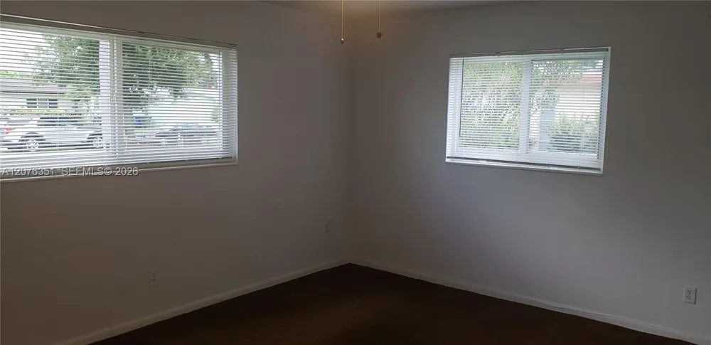 8320 NW 24th Ct Pembroke Pines, FL 33024