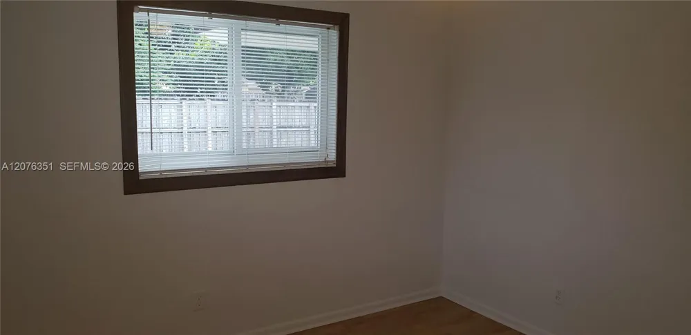 8320 NW 24th Ct Pembroke Pines, FL 33024