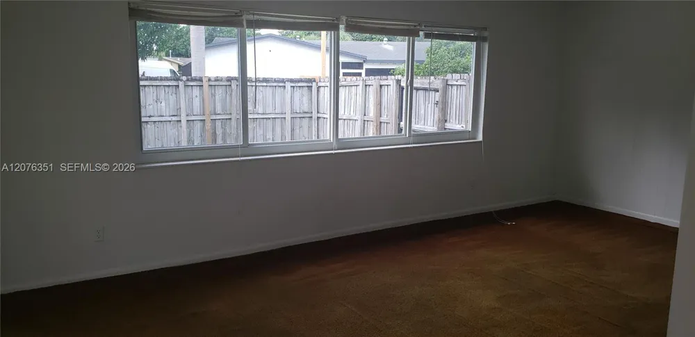 8320 NW 24th Ct Pembroke Pines, FL 33024