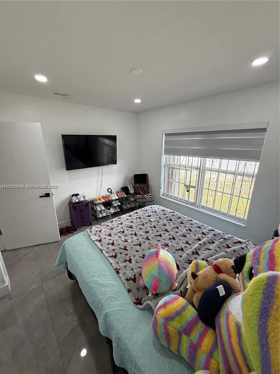 1710 NW 154th St #1710 Miami Gardens, FL 33054