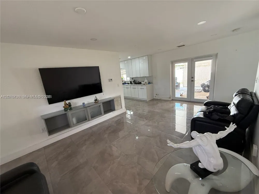 1710 NW 154th St #1710 Miami Gardens, FL 33054