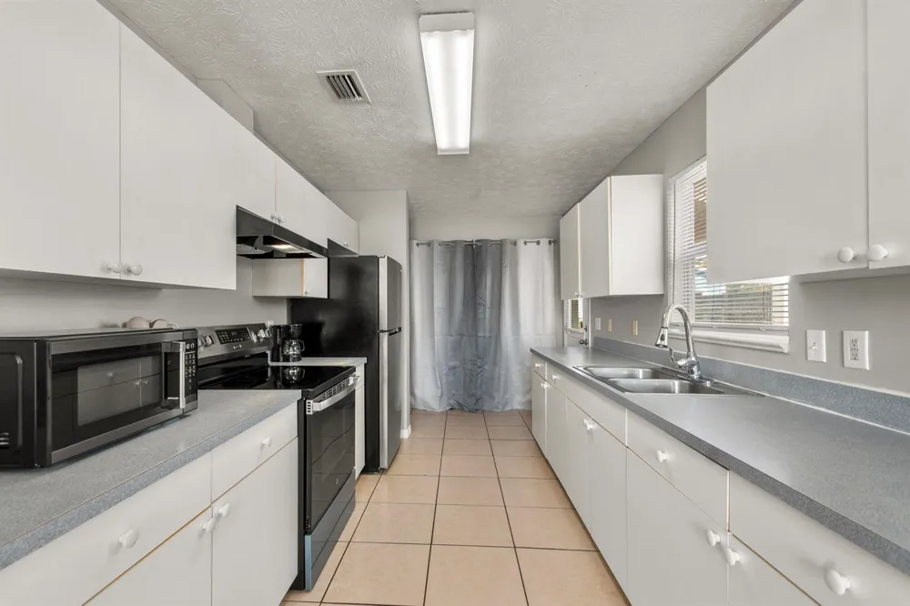 1175 12th Court SW Vero Beach, FL 32962