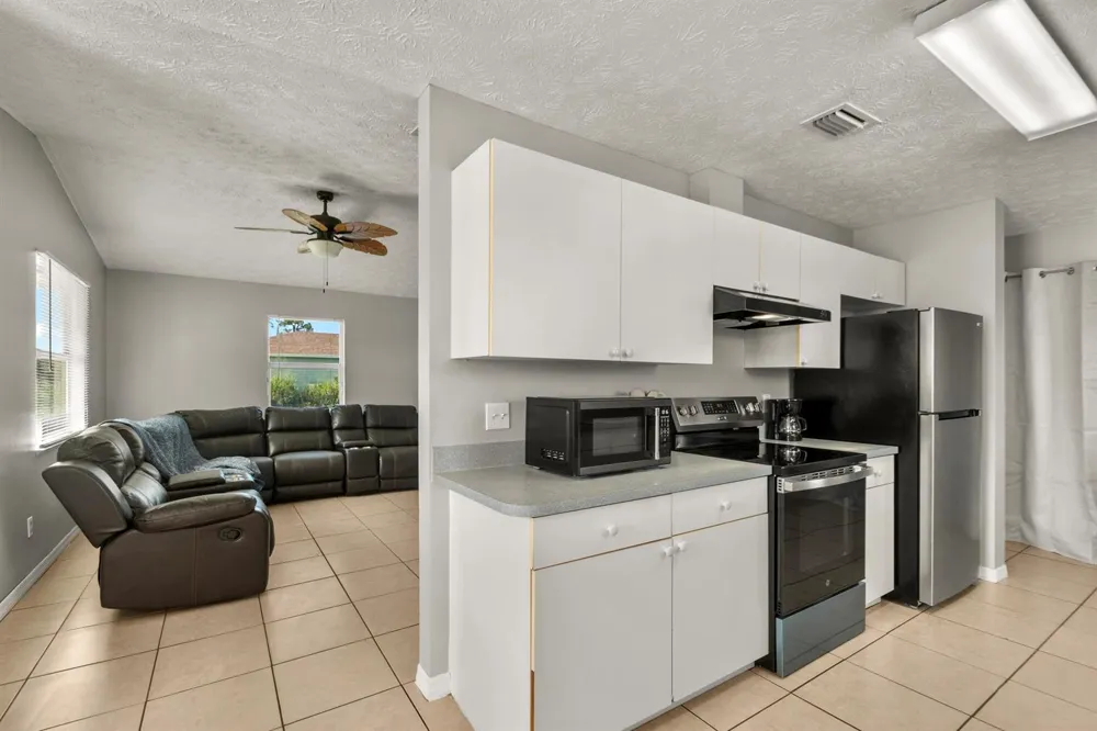 1175 12th Court SW Vero Beach, FL 32962
