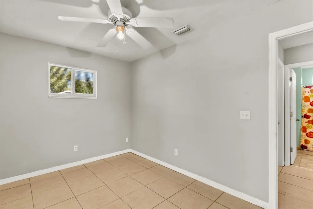 1175 12th Court SW Vero Beach, FL 32962