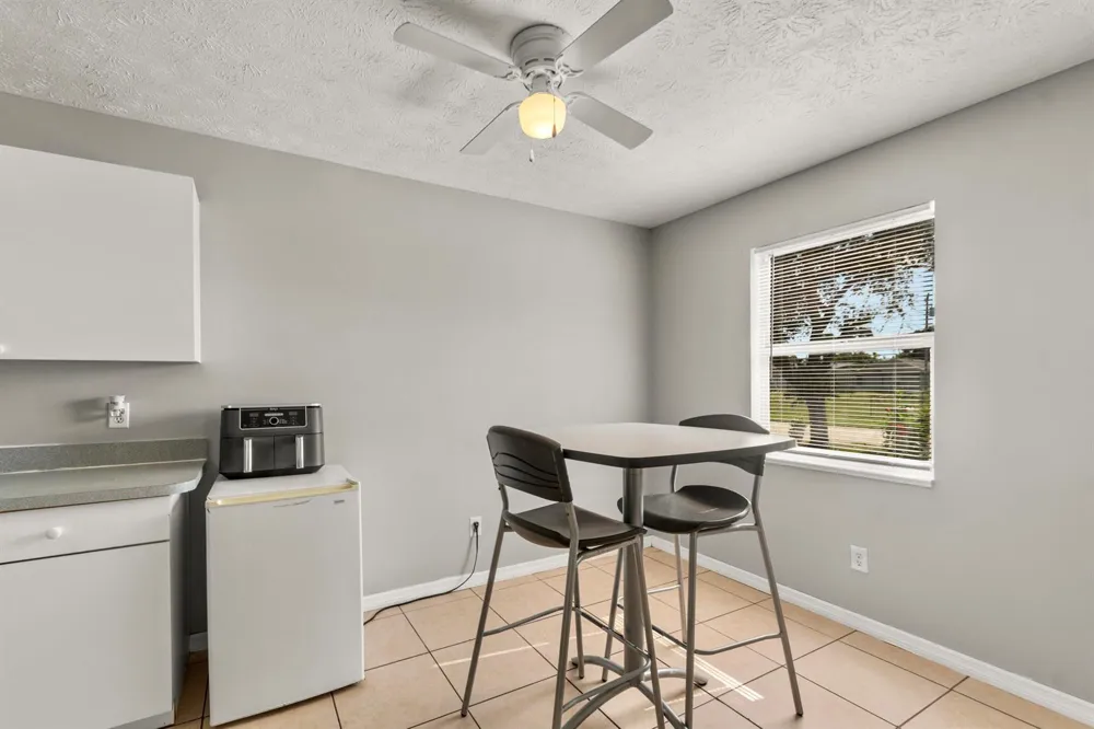 1175 12th Court SW Vero Beach, FL 32962