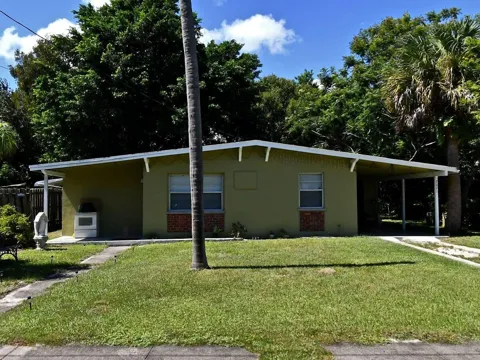 2021 HILLS COURT