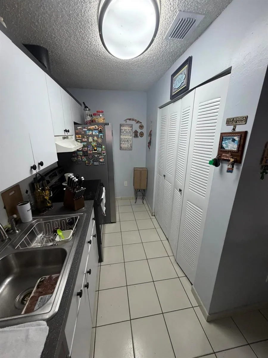 4349 W 10TH AVENUE Hialeah, FL 33012