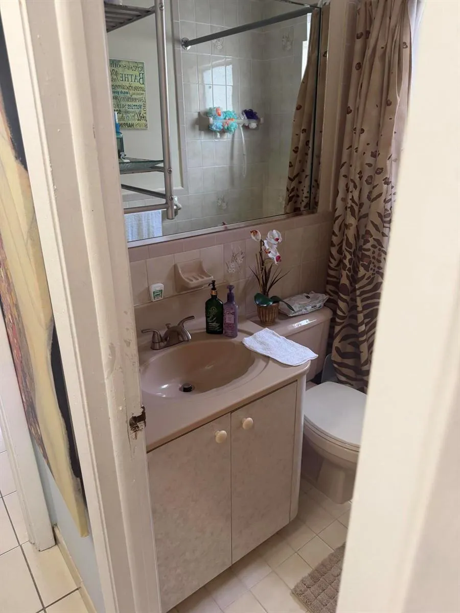 4349 W 10TH AVENUE Hialeah, FL 33012