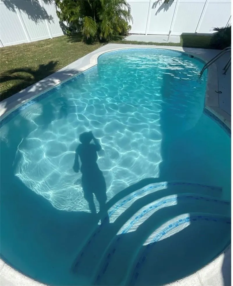 6623 Inwood North Lauderdale, FL 33068