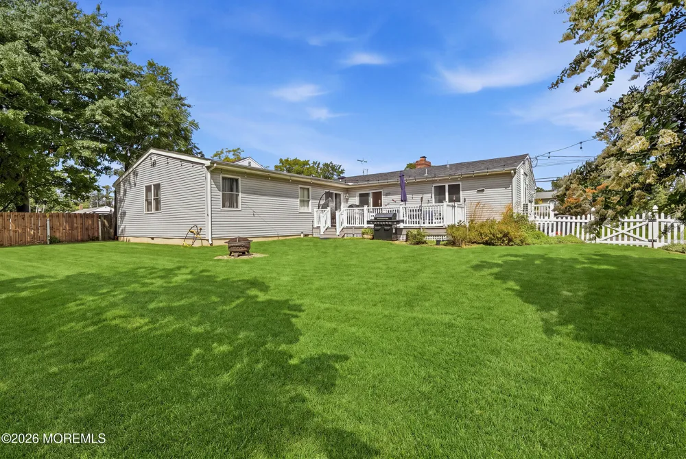 704 Dow Avenue Oakhurst, NJ 07755