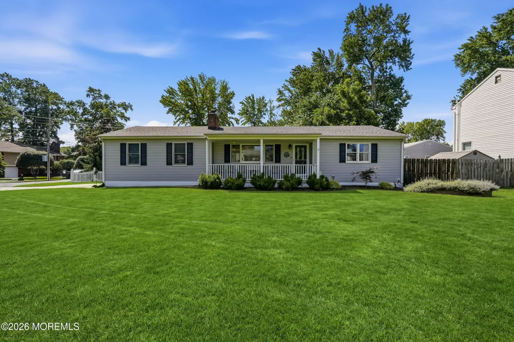 704 Dow Avenue Oakhurst, NJ 07755