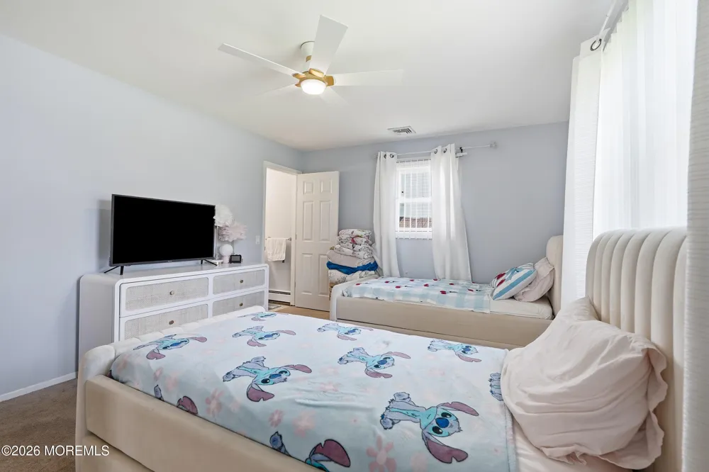 704 Dow Avenue Oakhurst, NJ 07755