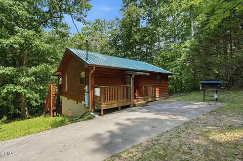 2230 Cove Creek Drive