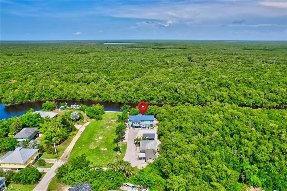 936 Panther Creek Lane #Unit#3 Everglades City, FL 34139