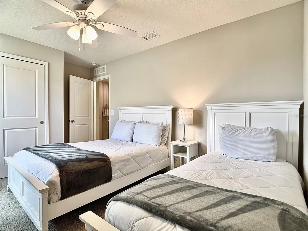 5117 KILLARNEY WAY Kissimmee, FL 34746