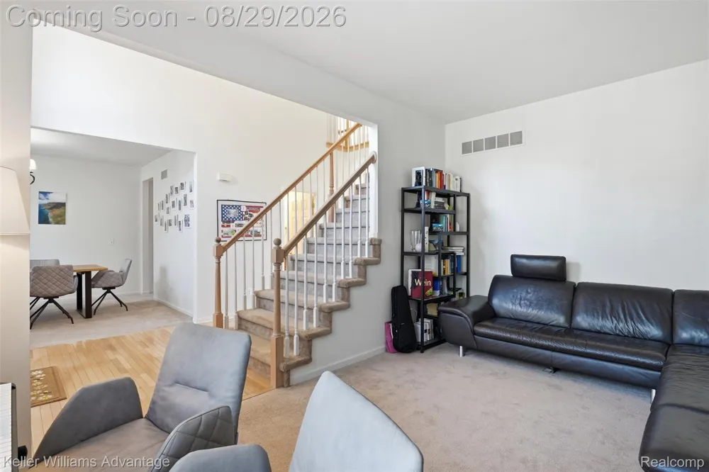 17012 Algonquin Drive Northville Township, MI 48168