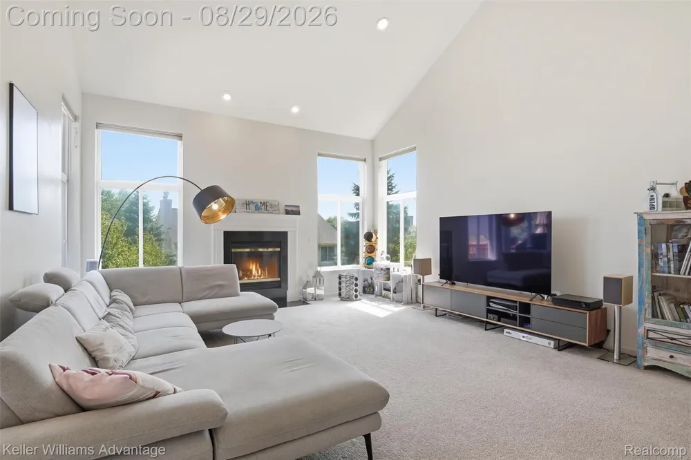 17012 Algonquin Drive Northville Township, MI 48168