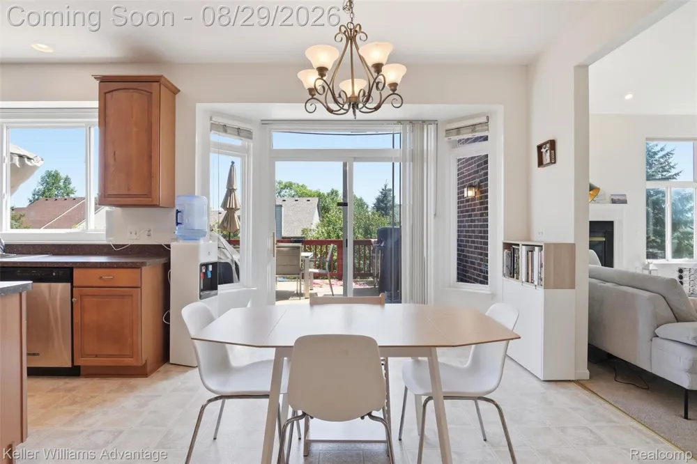 17012 Algonquin Drive Northville Township, MI 48168