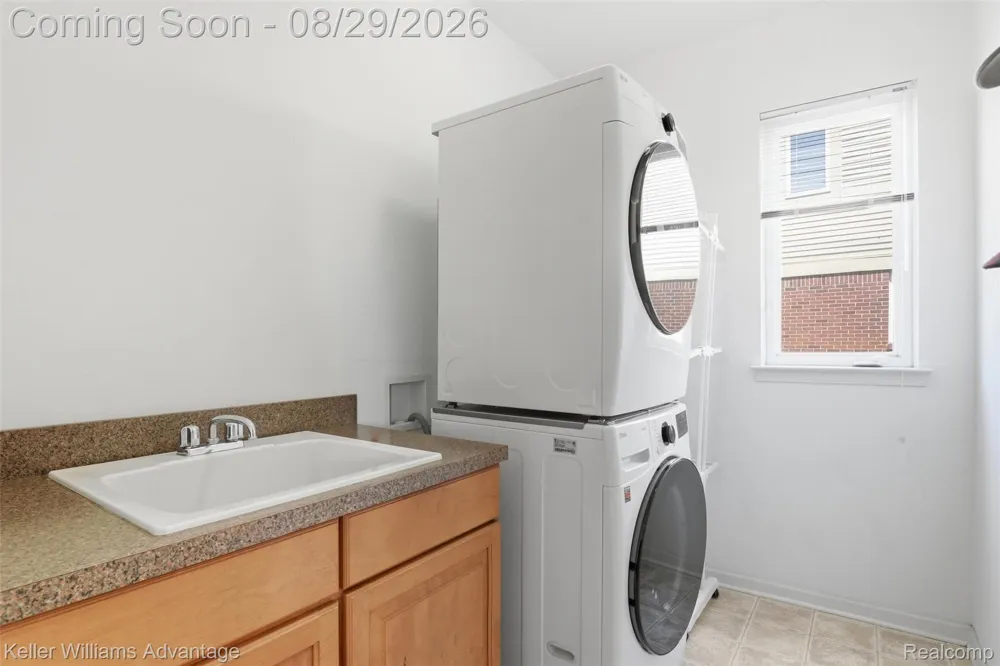 17012 Algonquin Drive Northville Township, MI 48168