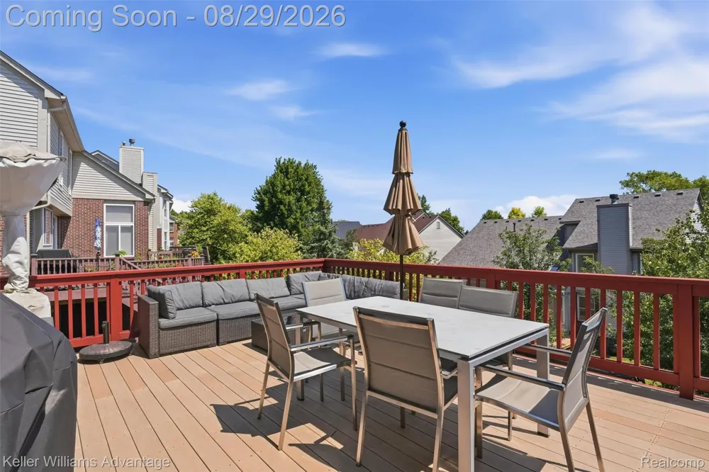 17012 Algonquin Drive Northville Township, MI 48168