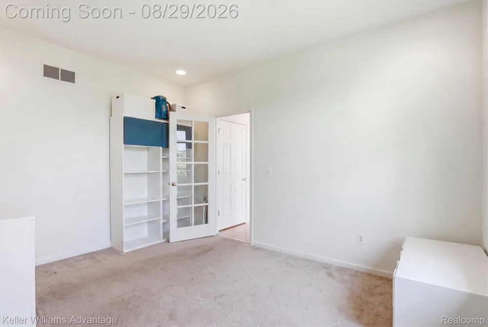 17012 Algonquin Drive Northville Township, MI 48168