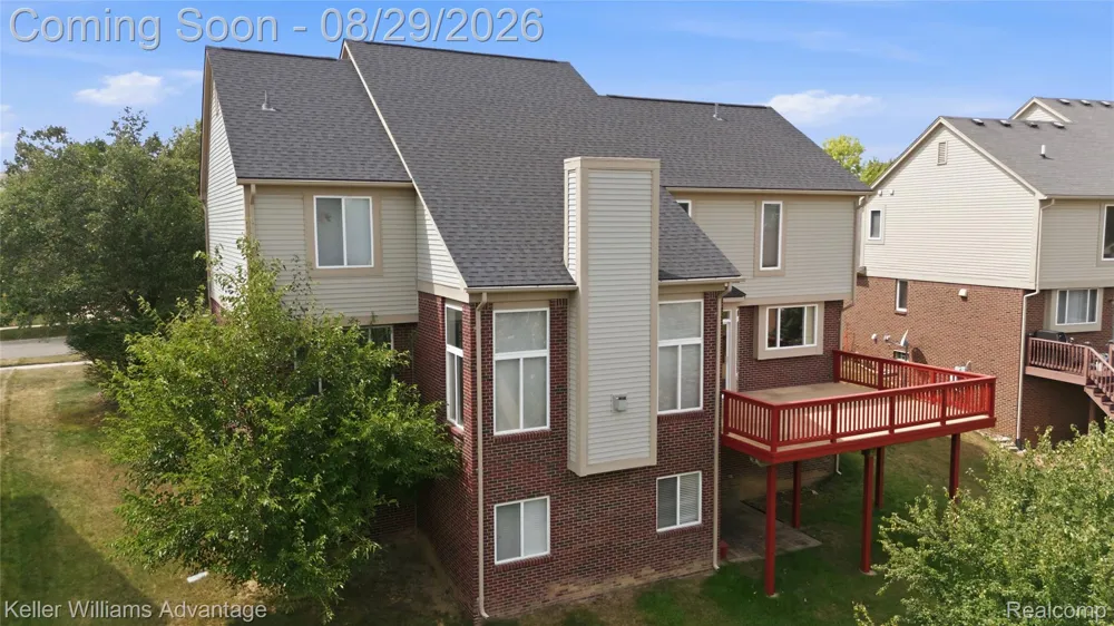17012 Algonquin Drive Northville Township, MI 48168