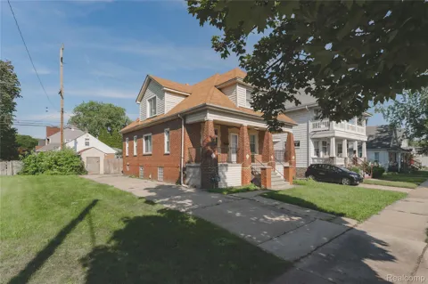 2308 10th Street