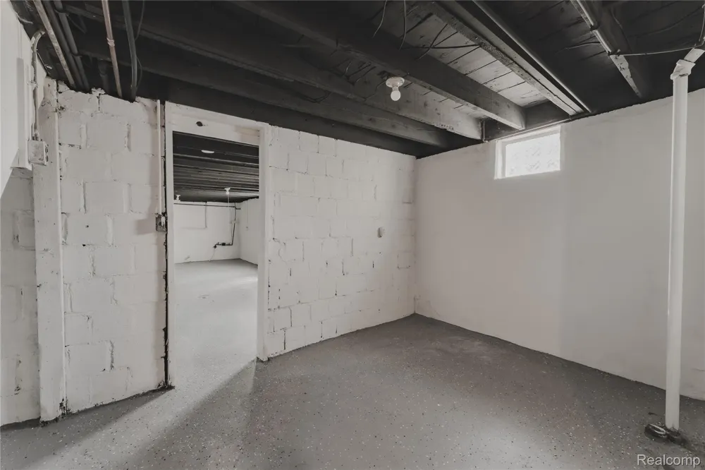 2308 10th Street Wyandotte City, MI 48192