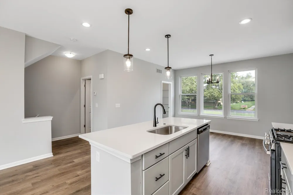1046 Friends Drive #3 Detroit City, MI 48207