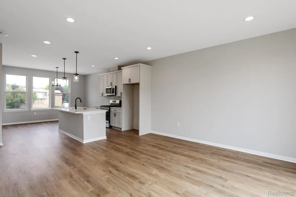 1046 Friends Drive #3 Detroit City, MI 48207