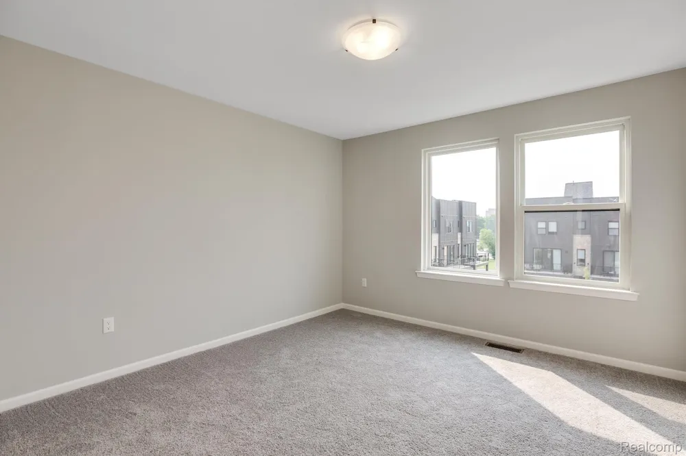 1046 Friends Drive #3 Detroit City, MI 48207