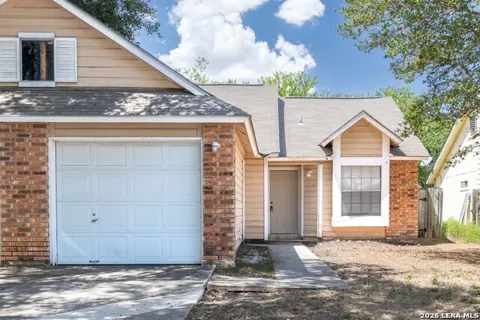 9213 SHADOW CREST DR Unit 9213