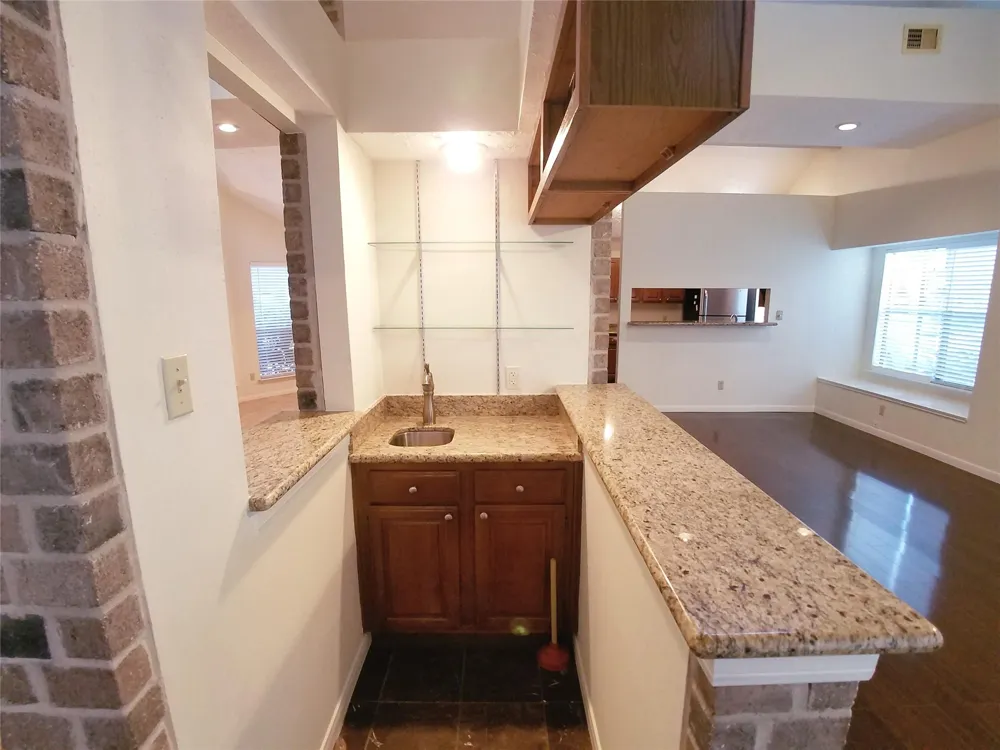 2111 Echo Ridge Sugar Land, TX 77478