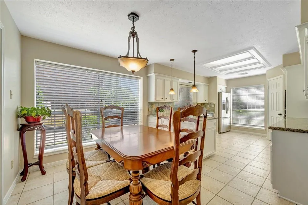 15110 Greenleaf Lane Houston, TX 77062