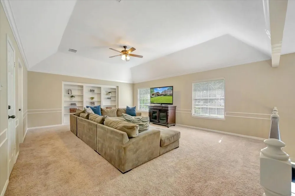 15110 Greenleaf Lane Houston, TX 77062